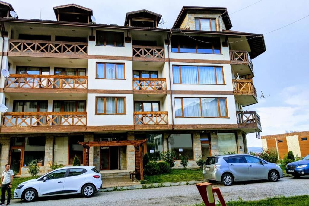 Large Gondola Apartment - Center, Neon Bansko Exterior photo