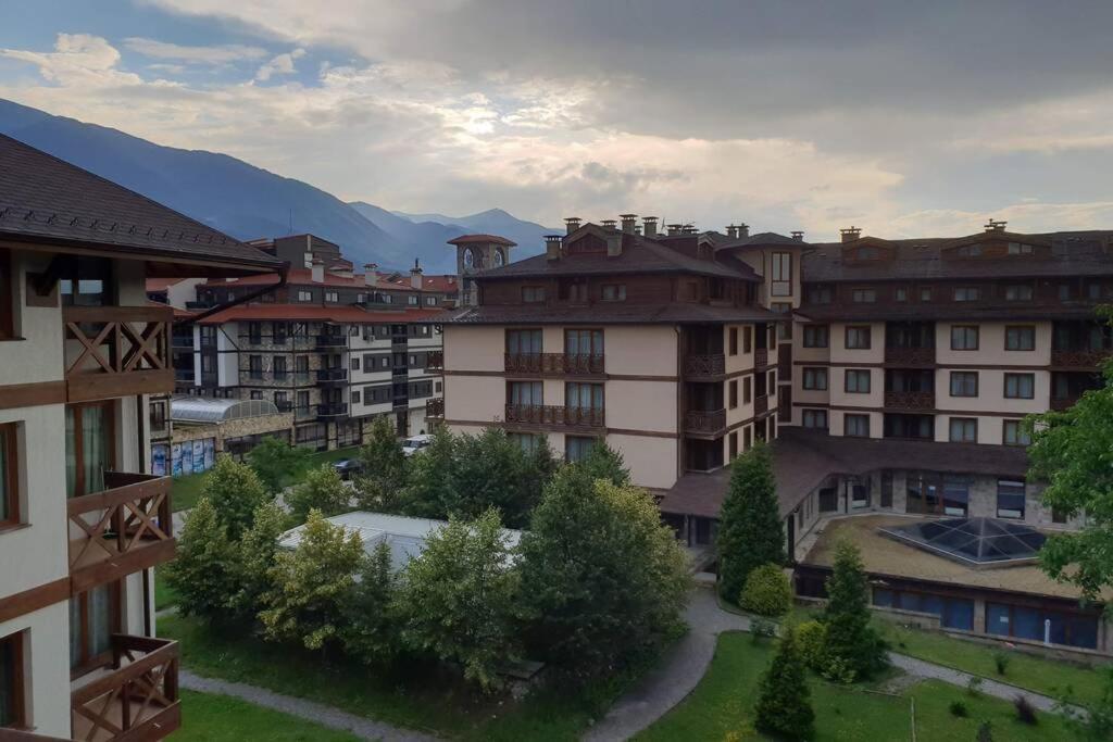 Large Gondola Apartment - Center, Neon Bansko Exterior photo